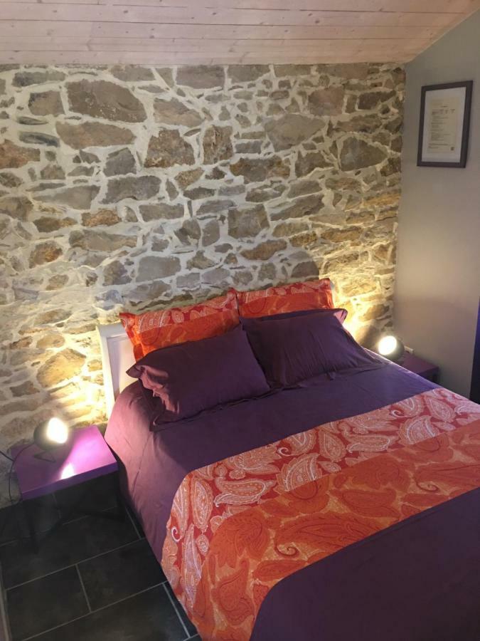 La Forestière Gite Le Pigeonnier Monclar-de-Quercy Extérieur photo